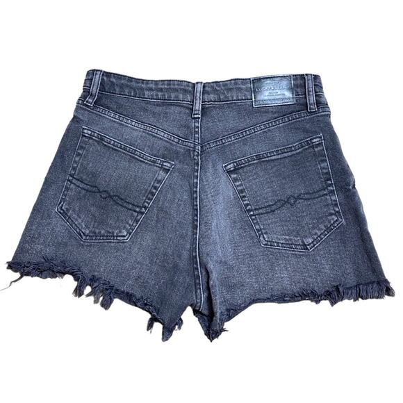 LUCKY JEAN SHORTS 8 29 FADED WASHED BLACK LUCKY PINS DENIM CHEWED FRAYED HEM - Picture 2 of 6